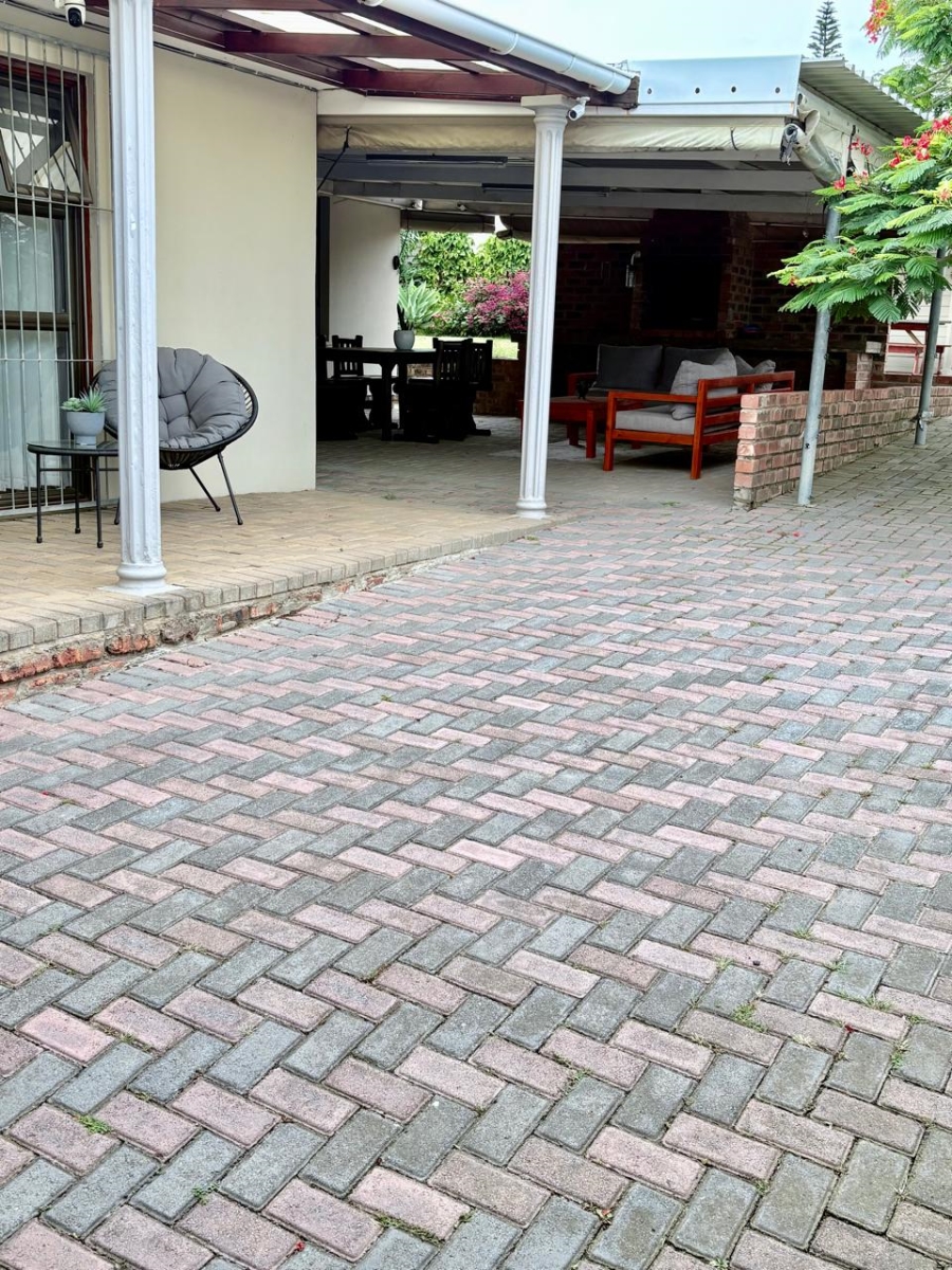 4 Bedroom Property for Sale in Amalinda Eastern Cape